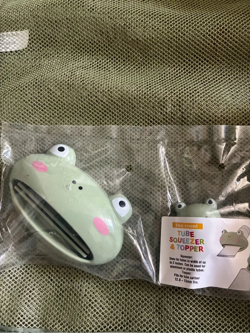 Frog Bath Accessory Set - Green Frog Soap Dispenser & Holders